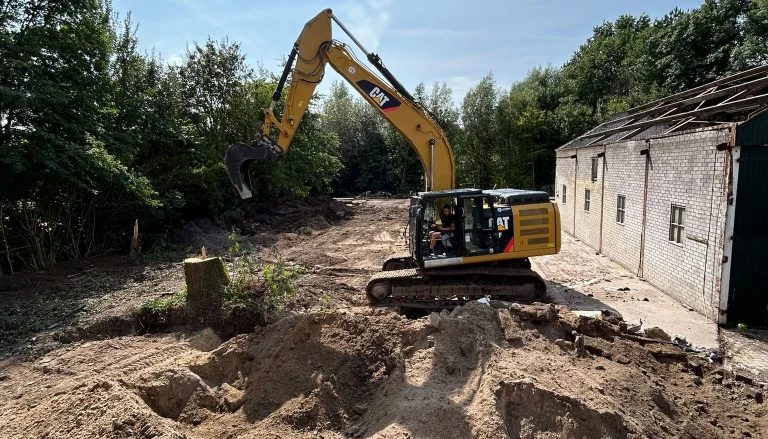 Graafmachine van Van Dijck Werken op locatie
