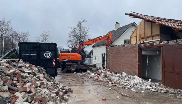 Sloopwerk in uitvoering
